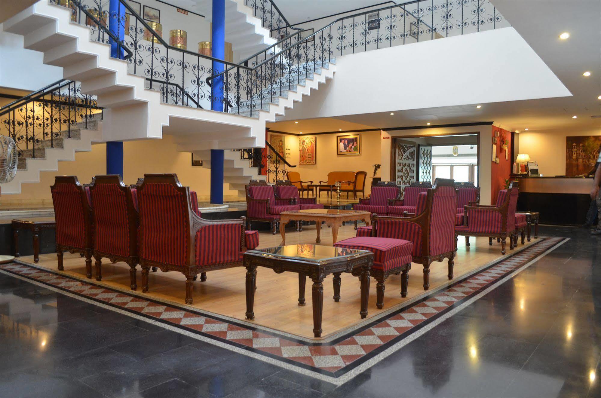 Shri Radha Brij Vasundhara Resort & Spa Govardhan Exteriör bild