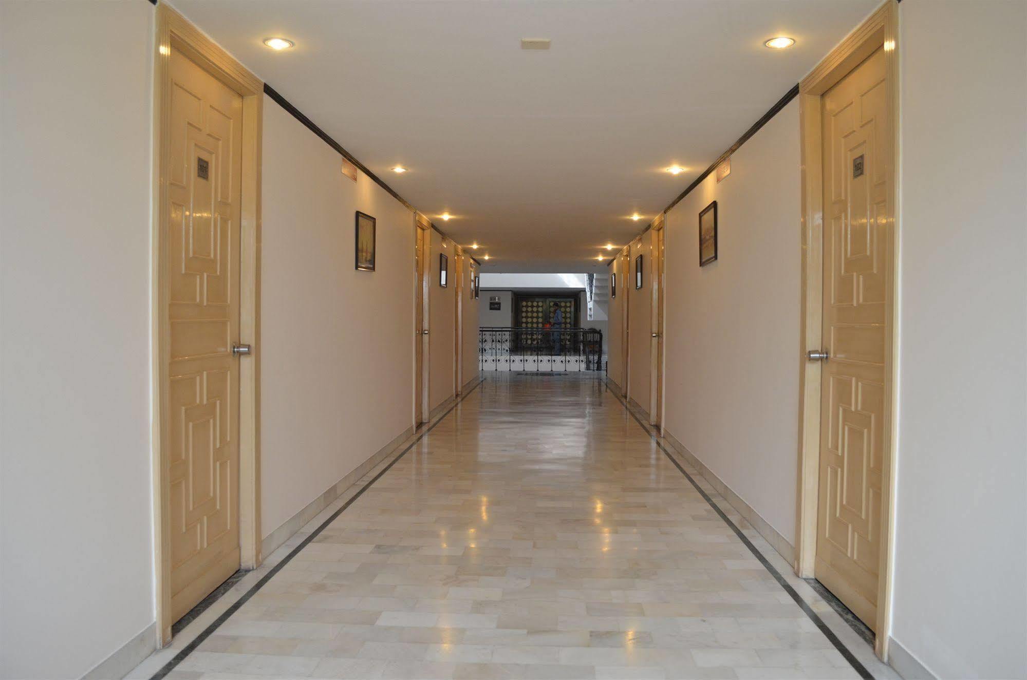 Shri Radha Brij Vasundhara Resort & Spa Govardhan Exteriör bild