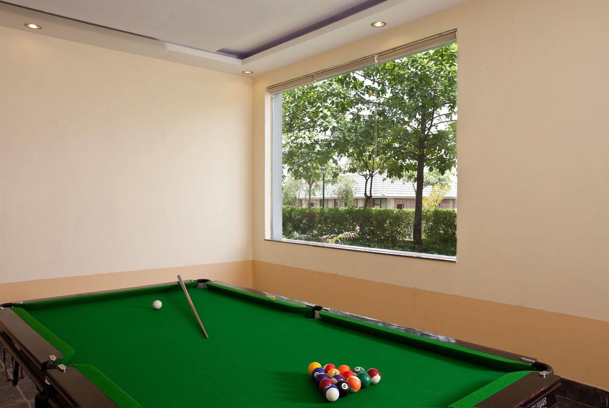 Shri Radha Brij Vasundhara Resort & Spa Govardhan Exteriör bild