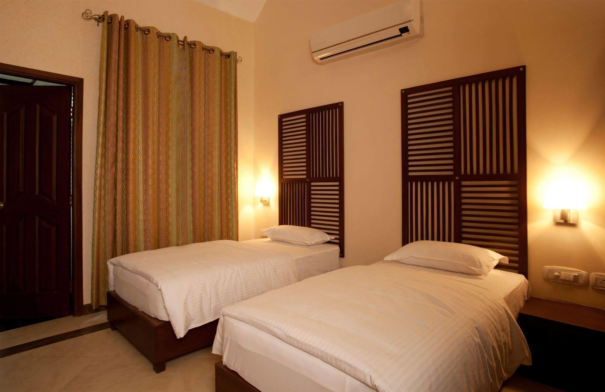 Shri Radha Brij Vasundhara Resort & Spa Govardhan Exteriör bild