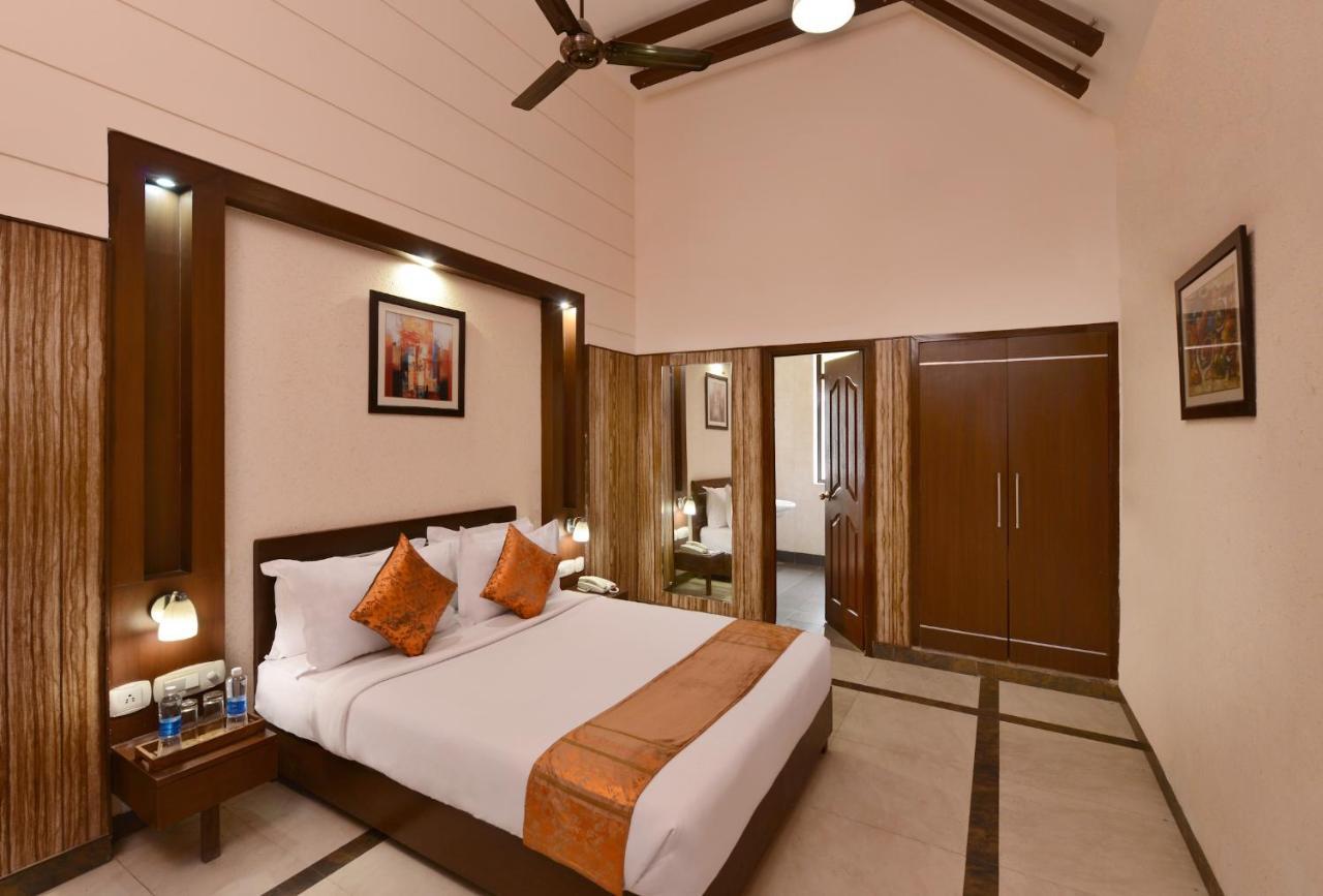 Shri Radha Brij Vasundhara Resort & Spa Govardhan Exteriör bild