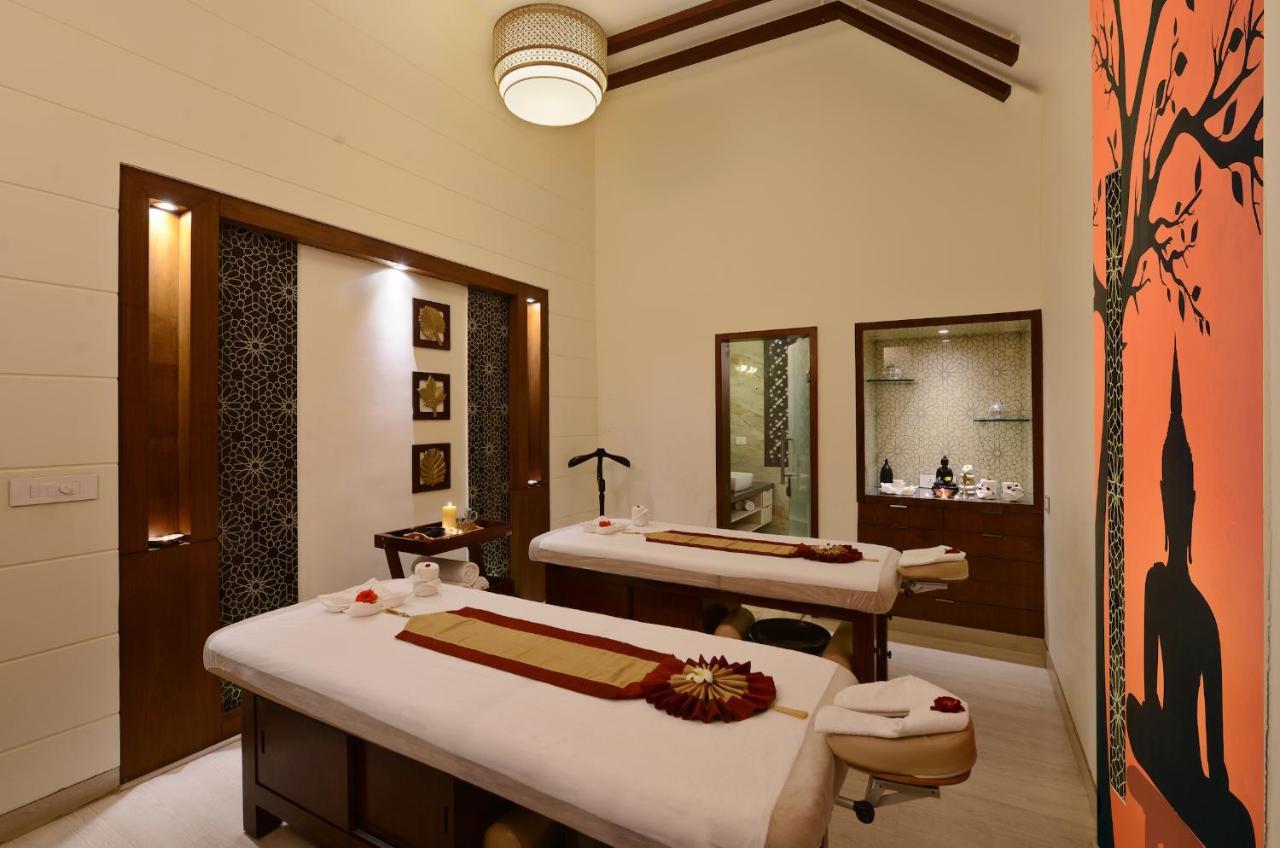 Shri Radha Brij Vasundhara Resort & Spa Govardhan Exteriör bild