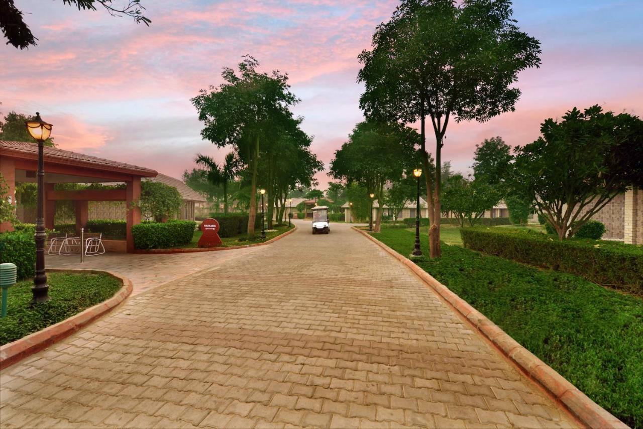 Shri Radha Brij Vasundhara Resort & Spa Govardhan Exteriör bild